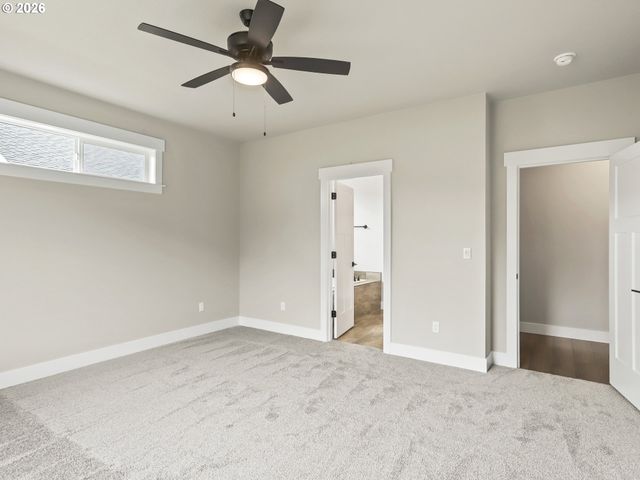 2027 E OTTER Loop 68, La Center, WA 98629