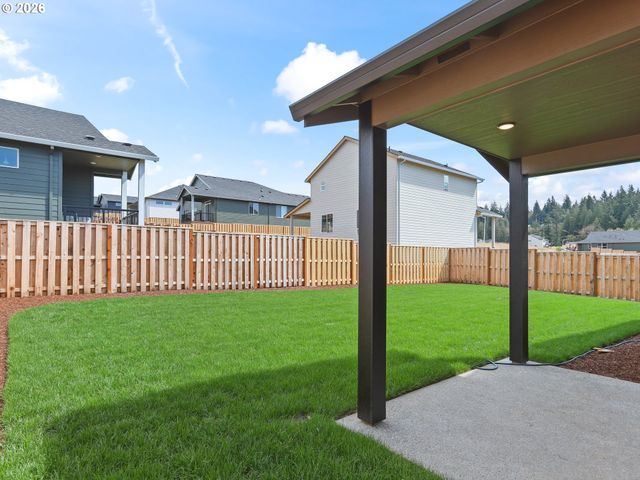 2027 E OTTER Loop 68, La Center, WA 98629