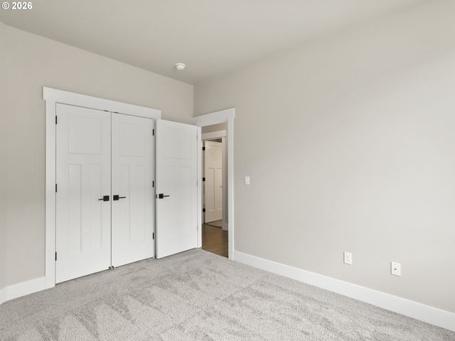 2027 E OTTER Loop 68, La Center, WA 98629