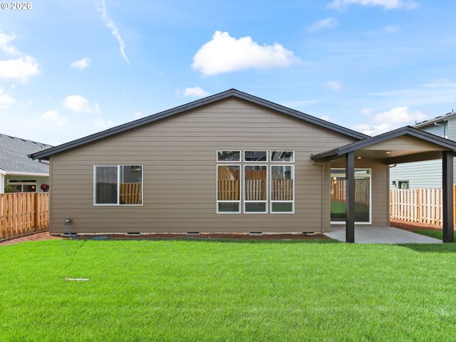 2027 E OTTER Loop 68, La Center, WA 98629