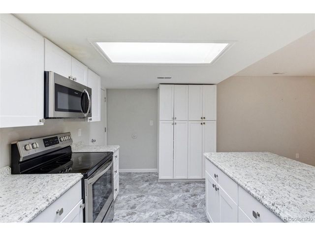 6965 Gayle Lyn Ln, Colorado Springs, CO 80919