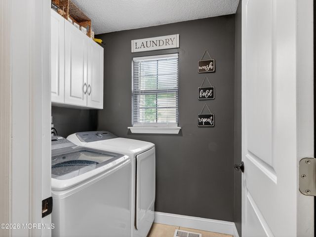 401 Daffodil Drive 401, Jackson, NJ 08527
