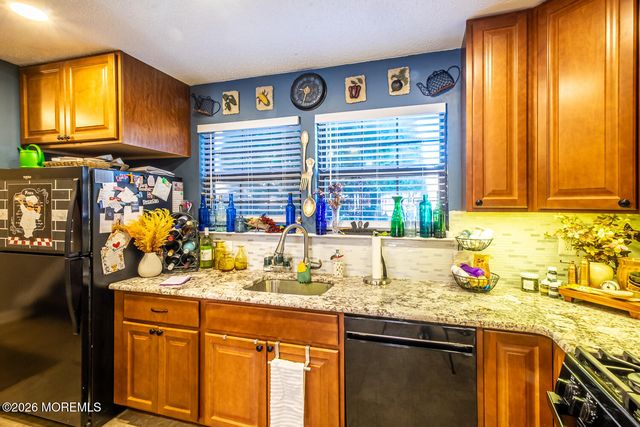 401 Daffodil Drive 401, Jackson, NJ 08527