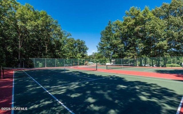 401 Daffodil Drive 401, Jackson, NJ 08527
