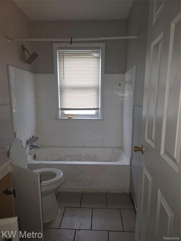 19452 Prevost Street, Detroit, MI 48235