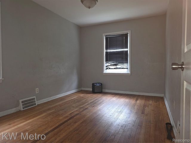 19452 Prevost Street, Detroit, MI 48235