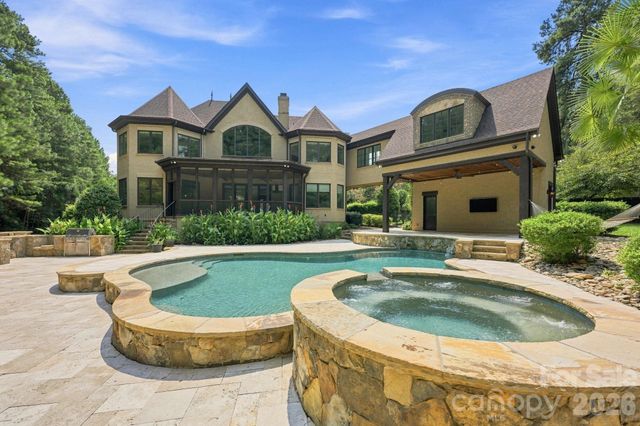111 Quaker Road, Mooresville, NC 28117