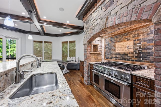 111 Quaker Road, Mooresville, NC 28117