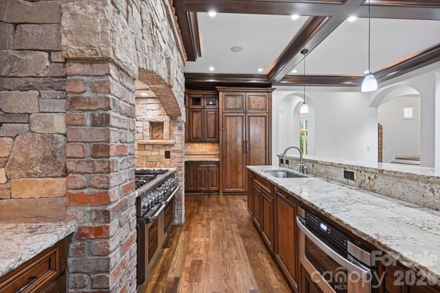 111 Quaker Road, Mooresville, NC 28117