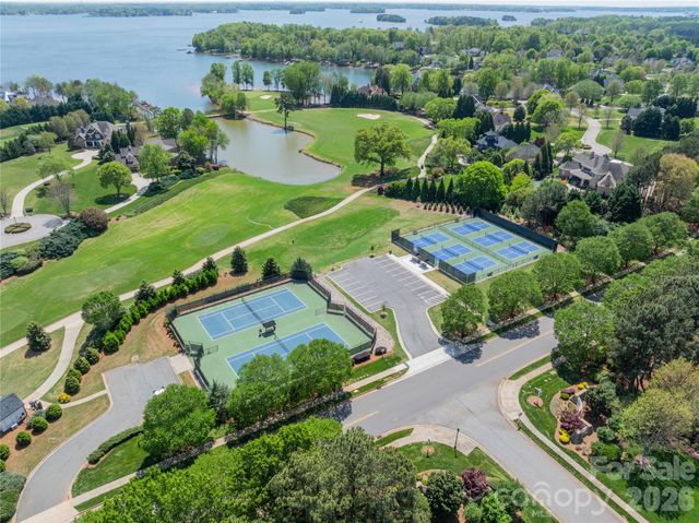 111 Quaker Road, Mooresville, NC 28117