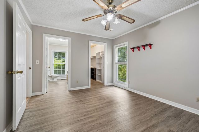 1912 Graceland Dr, Goodlettsville, TN 37072