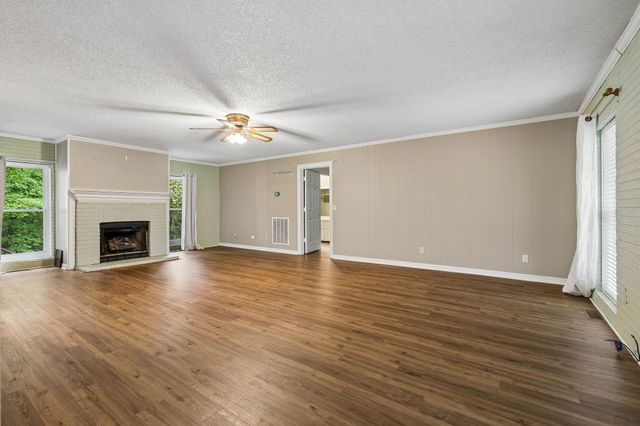 1912 Graceland Dr, Goodlettsville, TN 37072