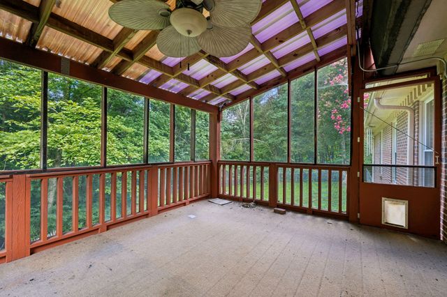 1912 Graceland Dr, Goodlettsville, TN 37072