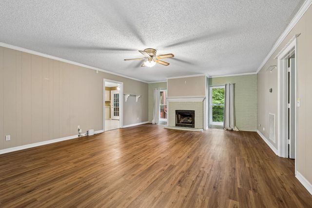 1912 Graceland Dr, Goodlettsville, TN 37072