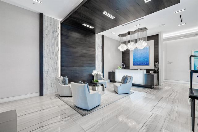 1 Water Club Way 704, North Palm Beach, FL 33408