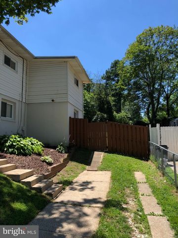 10615 MAPLE ST, Fairfax, VA 22030