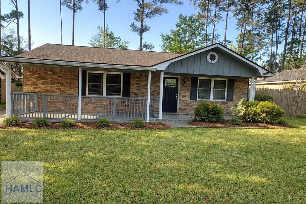 250 Garden Circle, Hinesville, GA 31313