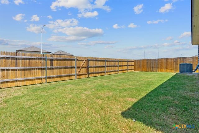 113 Lily Pond Trail, San Marcos, TX 78666