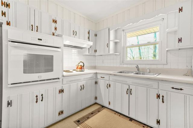 5291 Campbellton Road, Atlanta, GA 30331