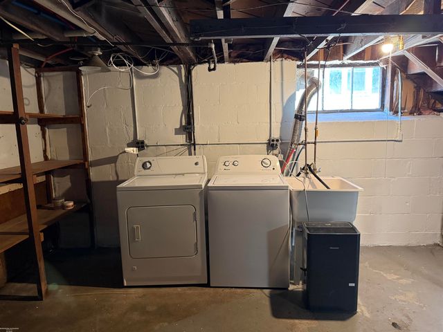 29801 Maplegrove Street, Saint Clair Shores, MI 48082