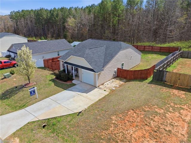 149 Creekstone Court, Lexington, NC 27295
