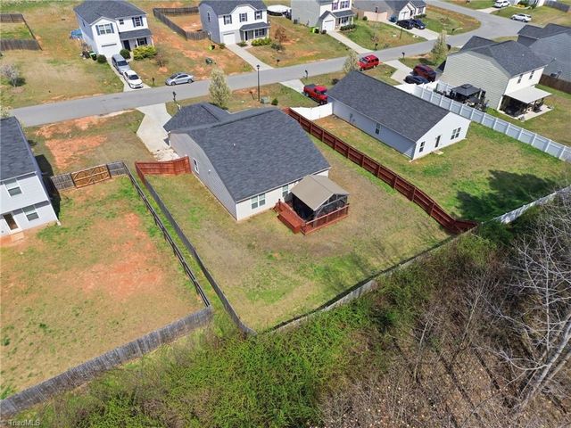 149 Creekstone Court, Lexington, NC 27295