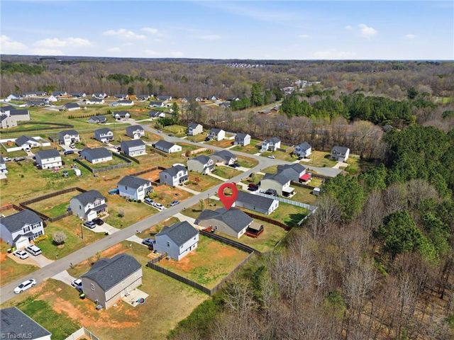 149 Creekstone Court, Lexington, NC 27295