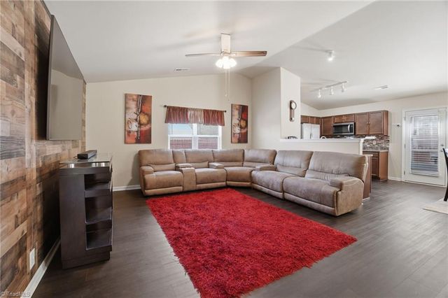 149 Creekstone Court, Lexington, NC 27295