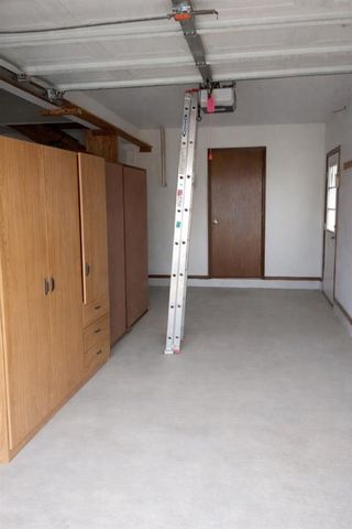 9216 Lakecrest Drive, Oklahoma City, OK 73159