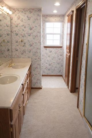 9216 Lakecrest Drive, Oklahoma City, OK 73159