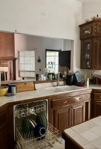 9216 Lakecrest Drive, Oklahoma City, OK 73159