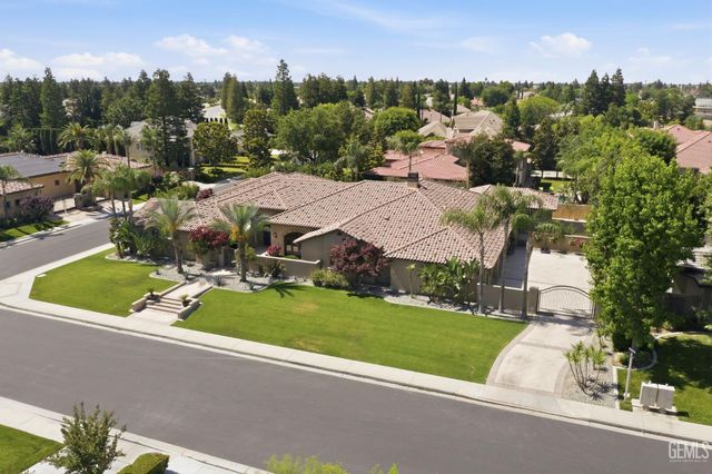 2709 Cormier Drive, Bakersfield, CA 93311