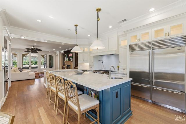 2709 Cormier Drive, Bakersfield, CA 93311