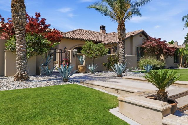 2709 Cormier Drive, Bakersfield, CA 93311