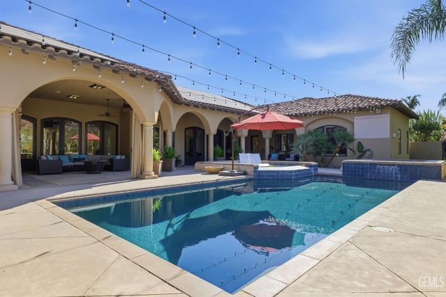 2709 Cormier Drive, Bakersfield, CA 93311