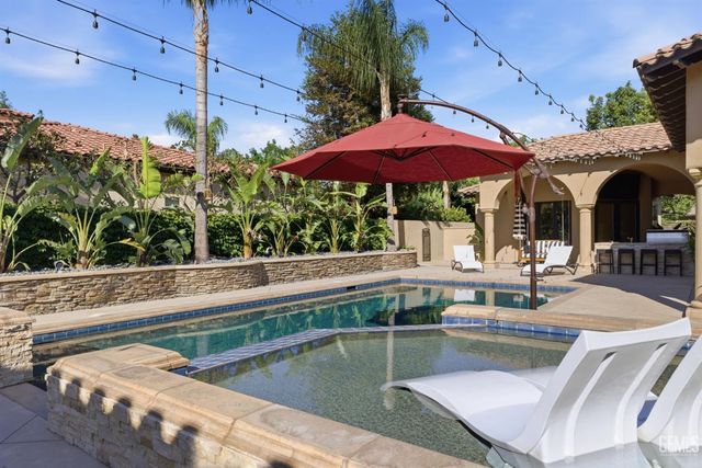 2709 Cormier Drive, Bakersfield, CA 93311