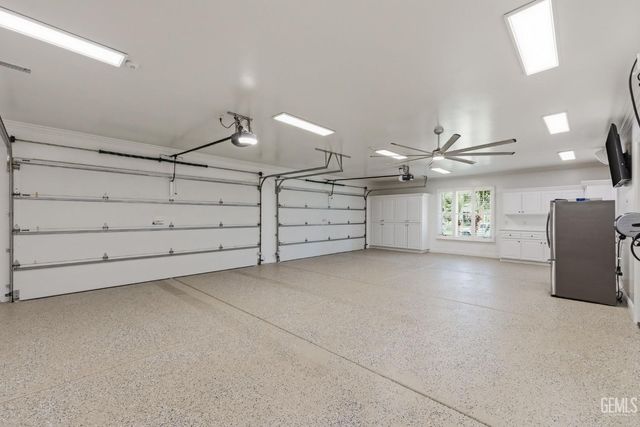 2709 Cormier Drive, Bakersfield, CA 93311