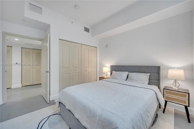 111 E Flagler St 506, Miami, FL 33131