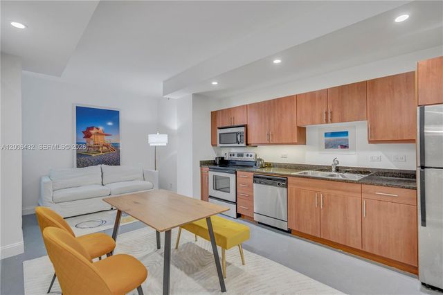 111 E Flagler St 506, Miami, FL 33131