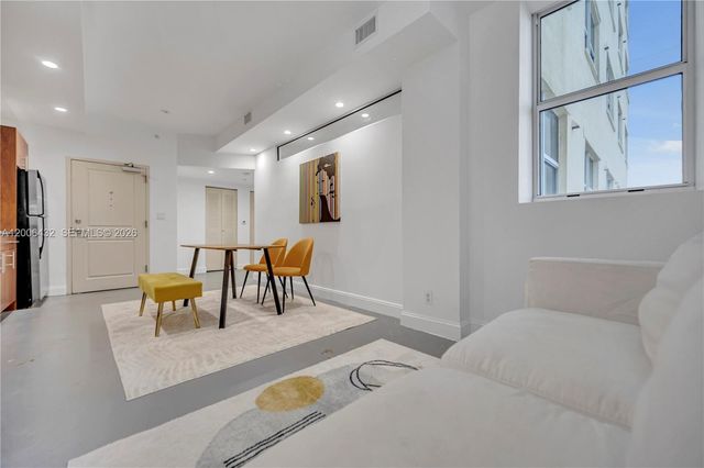 111 E Flagler St 506, Miami, FL 33131