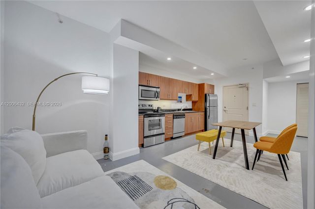 111 E Flagler St 506, Miami, FL 33131