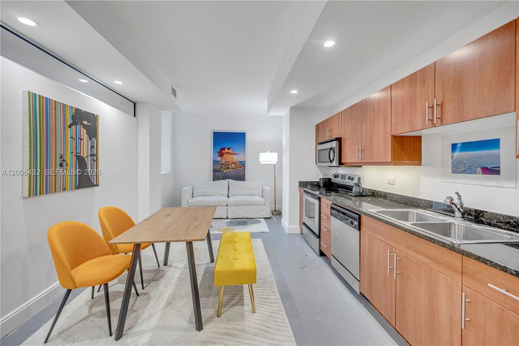 111 E Flagler St 506, Miami, FL 33131