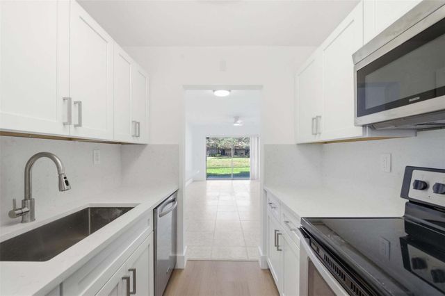 3228 Coral Ridge 3228, Coral Springs, FL 33065