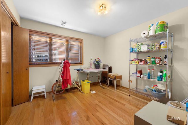 1113 N Itasca Road, Addison, IL 60101