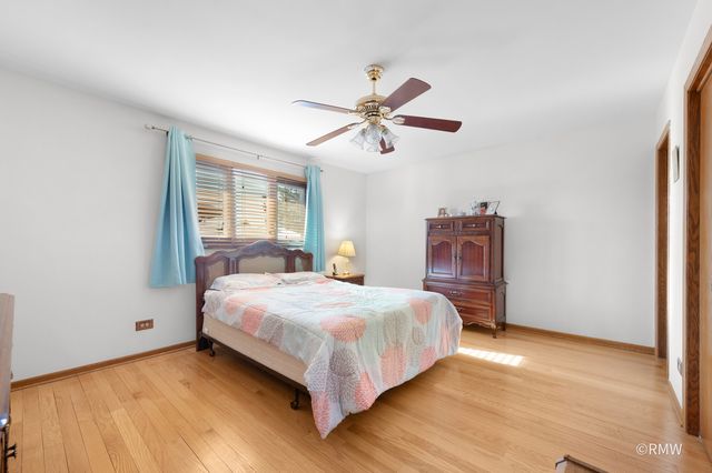 1113 N Itasca Road, Addison, IL 60101