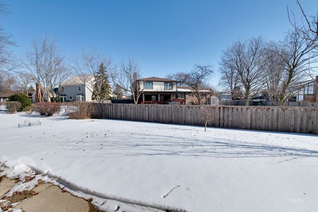 1113 N Itasca Road, Addison, IL 60101