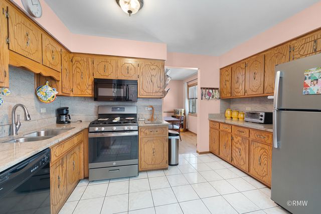 1113 N Itasca Road, Addison, IL 60101