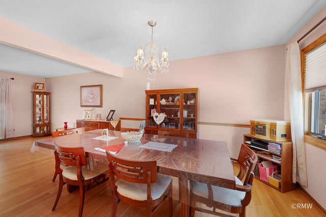 1113 N Itasca Road, Addison, IL 60101