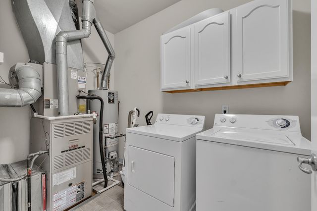 2263 Pinecroft Drive, Canton, MI 48188