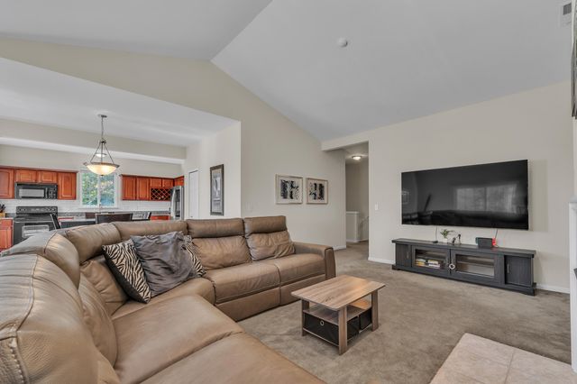 2263 Pinecroft Drive, Canton, MI 48188